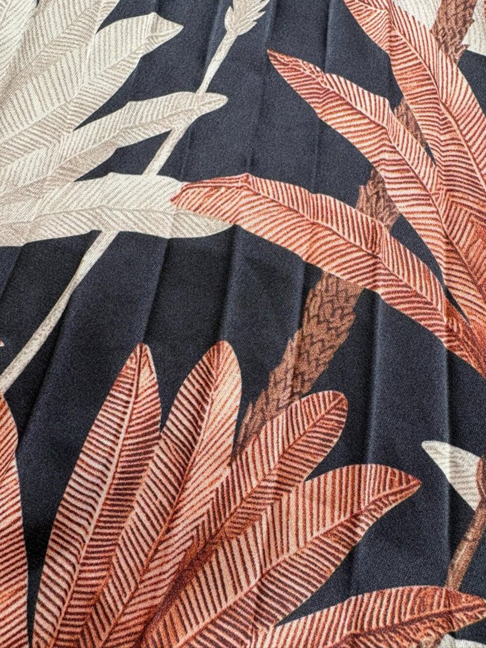 Melloday Botanical Pleated Maxi Dress – Navy Multi – Small – NWT - Picture 9 of 15